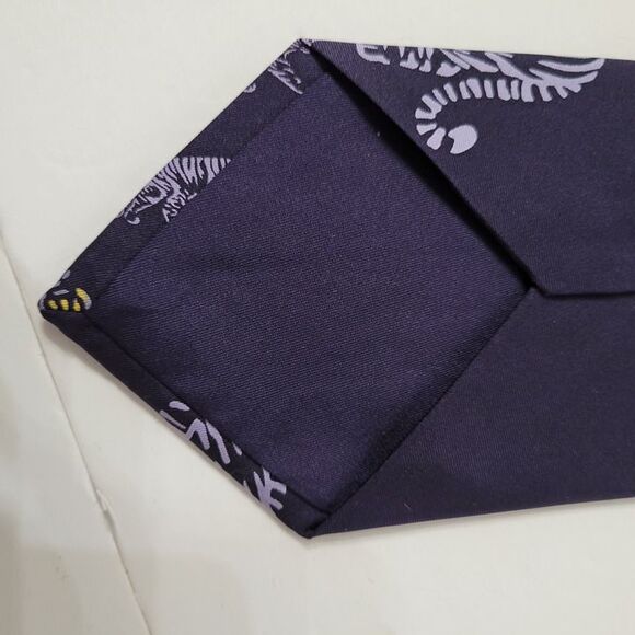 Mignon Faget Men's Necktie 100% Silk Navy Blue LSU Tigers Pattern NOLA Football - Picture 6 of 6